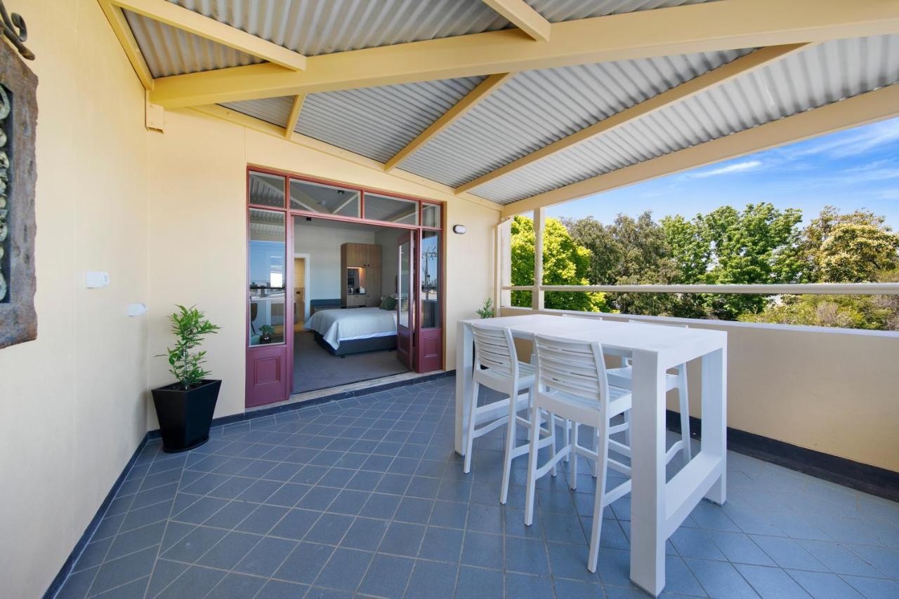 The Tanunda Club Guest Suites Exteriér fotografie